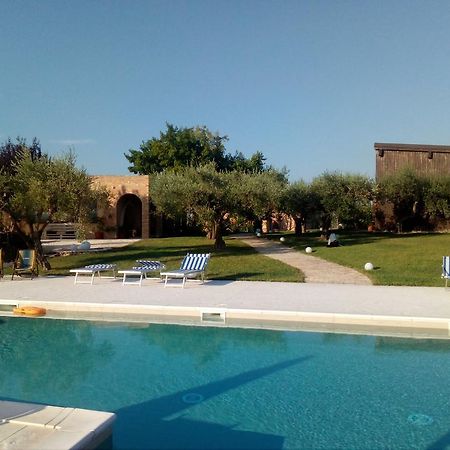 Agriturismo Piccolo Albero ลอเรโต อาปรุนติโน ภายนอก รูปภาพ