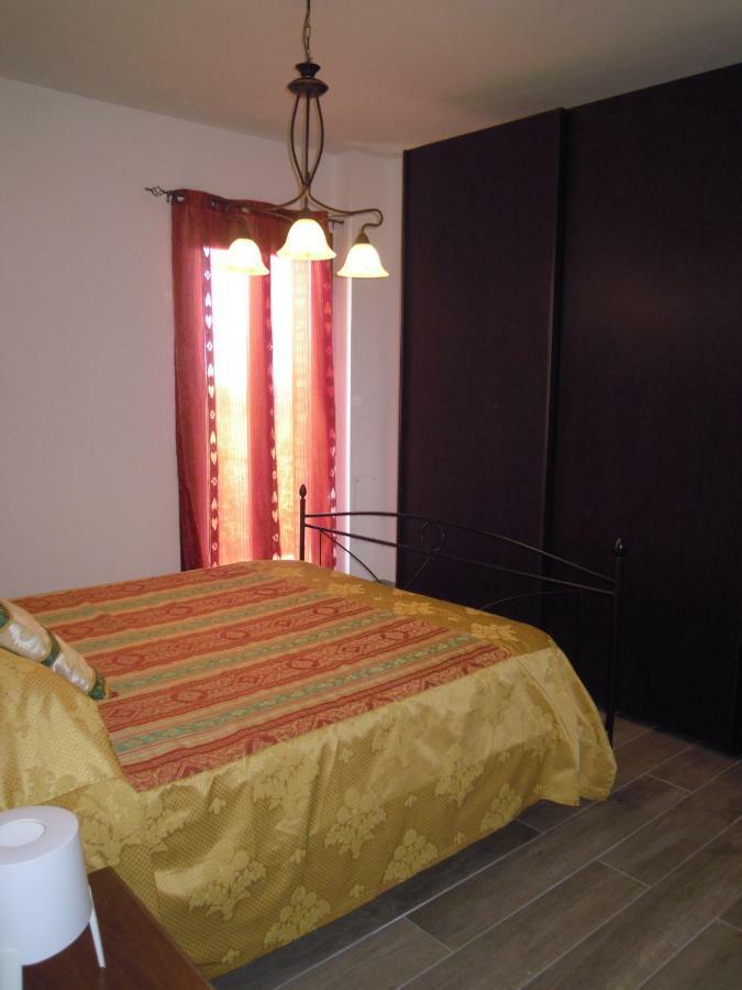 Agriturismo Piccolo Albero ลอเรโต อาปรุนติโน ภายนอก รูปภาพ